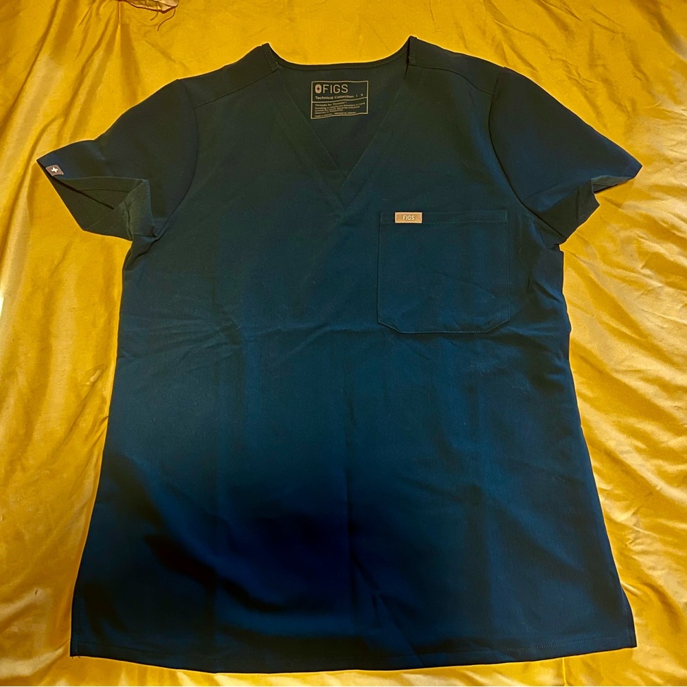 Figs scrubs set